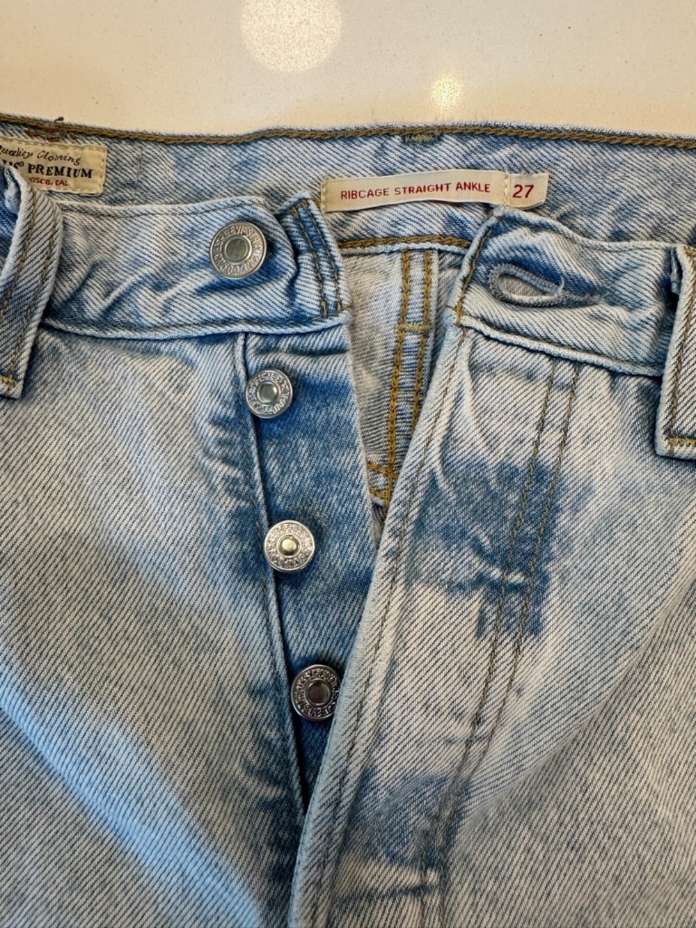 Levi Strauss Light Wash Ribcage Straight Ankle Jeans size 27 - Picture 8 of 9